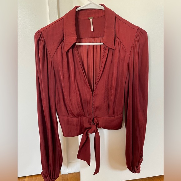 Free People Tops - Free people xs cropped blouse sateen like finish burgundy (hook and tie closure)